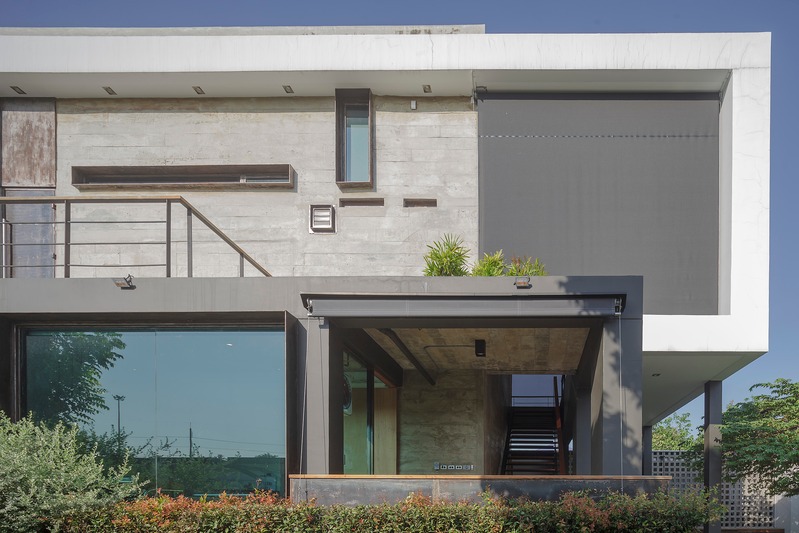 T&PN HOUSE